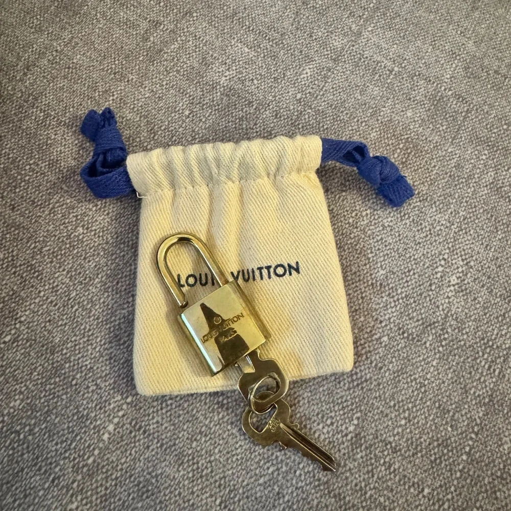 LV Keepall 55 - Picture 3 of 4